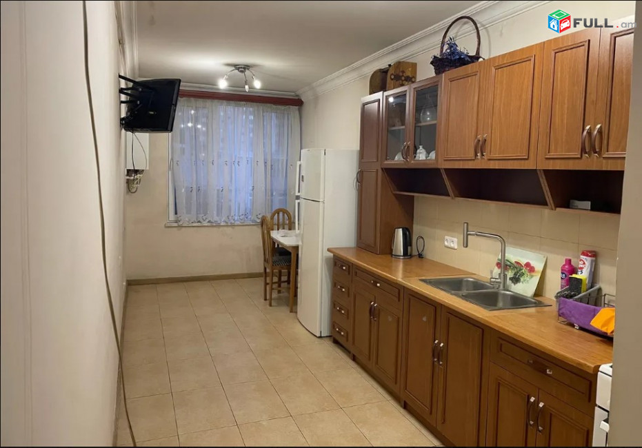 LA03896 Վարձով 2 սենյականոց բնակարան Սարյան , Պոչտայի մոտ