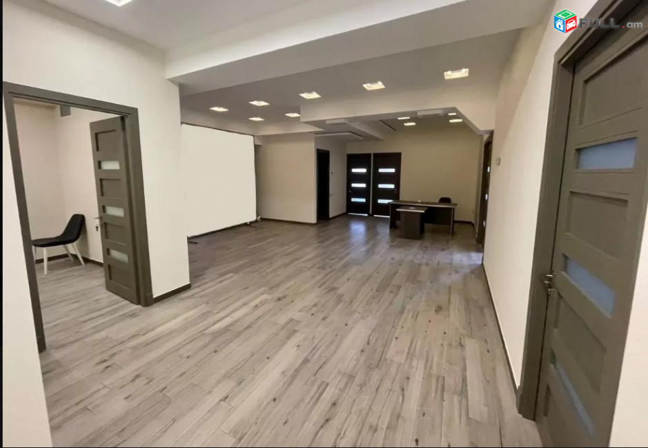LA03571 Վարձով 3  սենյականոց բնակարան Անաստաս Միկոյան , նորակառույց 