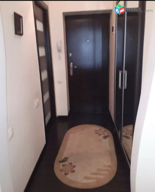 LA03931 Վարձով 2 սենյականոց բնակարան Կոմիտաս , Վաղարշյան փողոցների խաչմերուկի հարևանությամբ