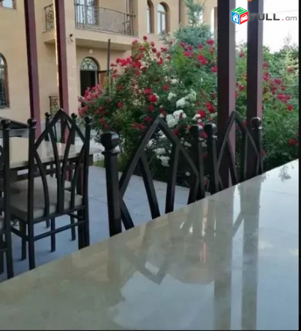 LA03954 Վարձով 5 սենյականոց 2 հարկանի առանձնատուն  Ավան Առինջում 