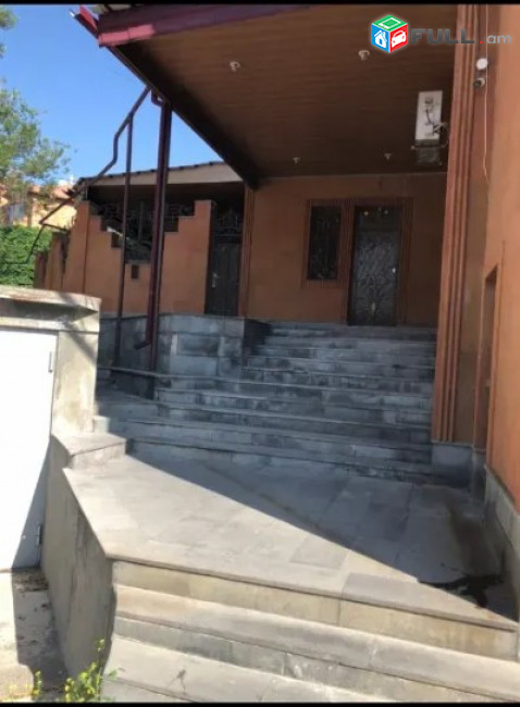 LA03970 Վարձով 5 սենյականոց բնակարան Դերենիկ Դեմիրճյան փողոցում