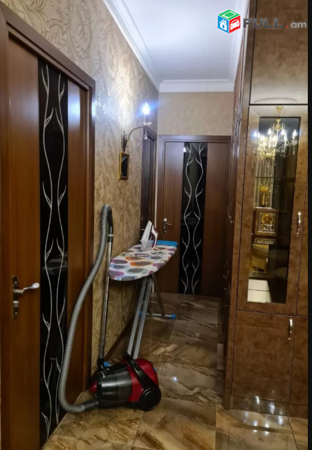 LA03974 Վարձով 3 սենյականոց բնակարան Վարդանանց  փողոց , Գնունի 