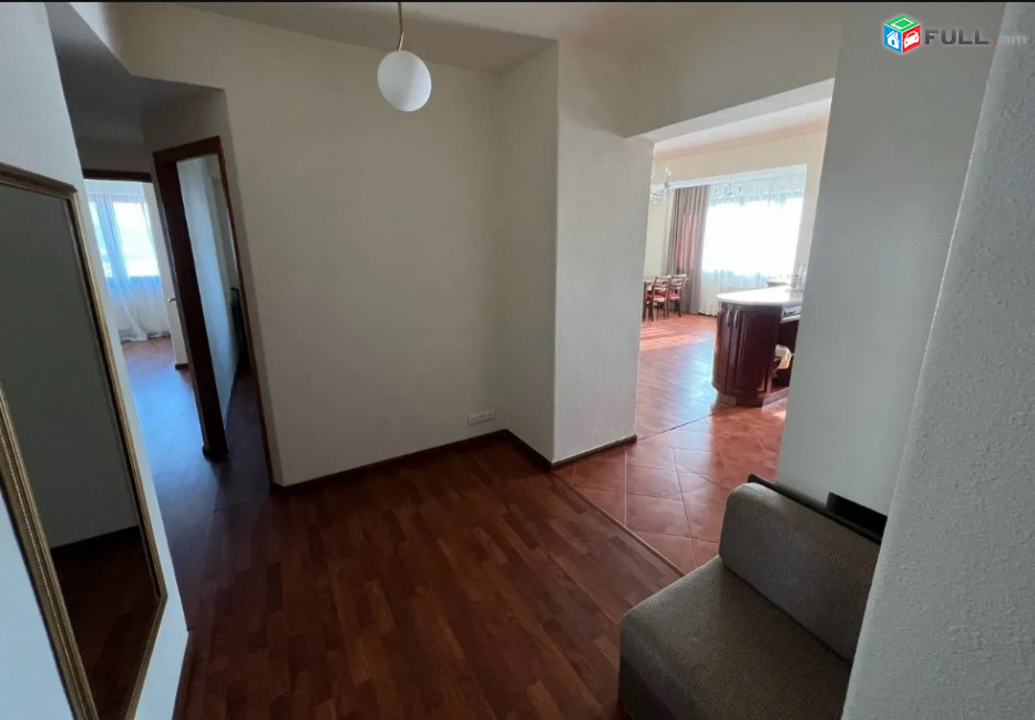 LA03973  Վարձով 4 սենյականոց բնակարան Դերենիկ Դեմիրճյան փողոցում