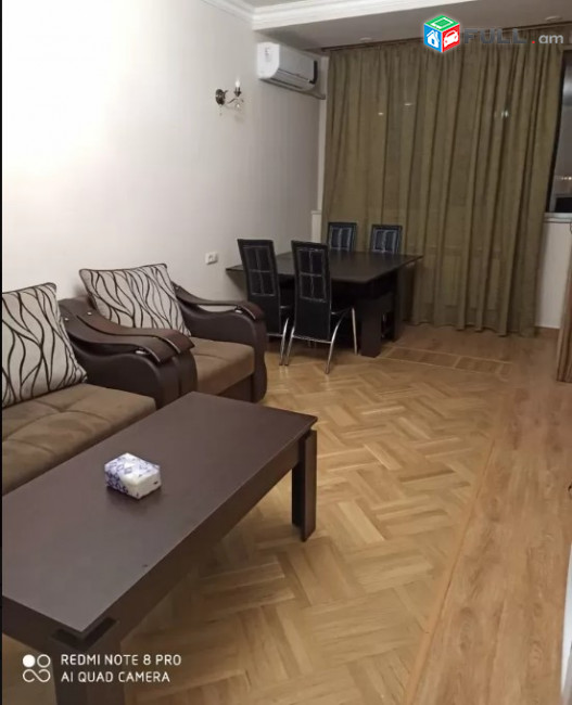 LA03984 Վարձով 2 սենյականոց բնակարան Ամիրյան փողոցում 