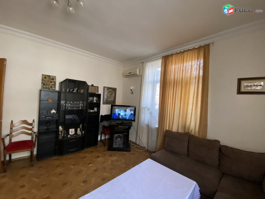 LA04005 Վարձով 3 սենյականոց բնակարան Մաշտոցի պողոտայում