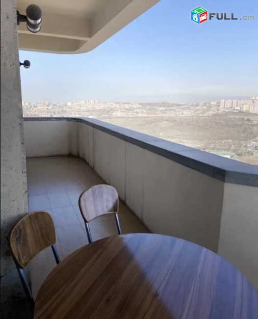 LA04076   Վարձով 4 սենյականոց բնակարան Լվովյան փողոց , նորակառույց շենք