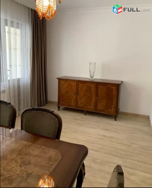 LA04185 Վարձով 5 սենյականոց բնակարան Կորյունի փողոց 1 նրբանցքում 