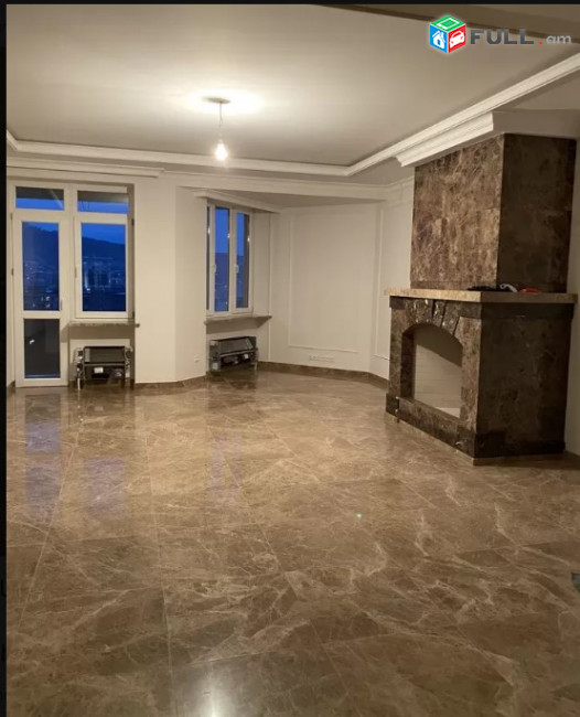 LA04207 Վարձով penthouse  550 քմ Աբովյան փողոց , նորակառույց շենք