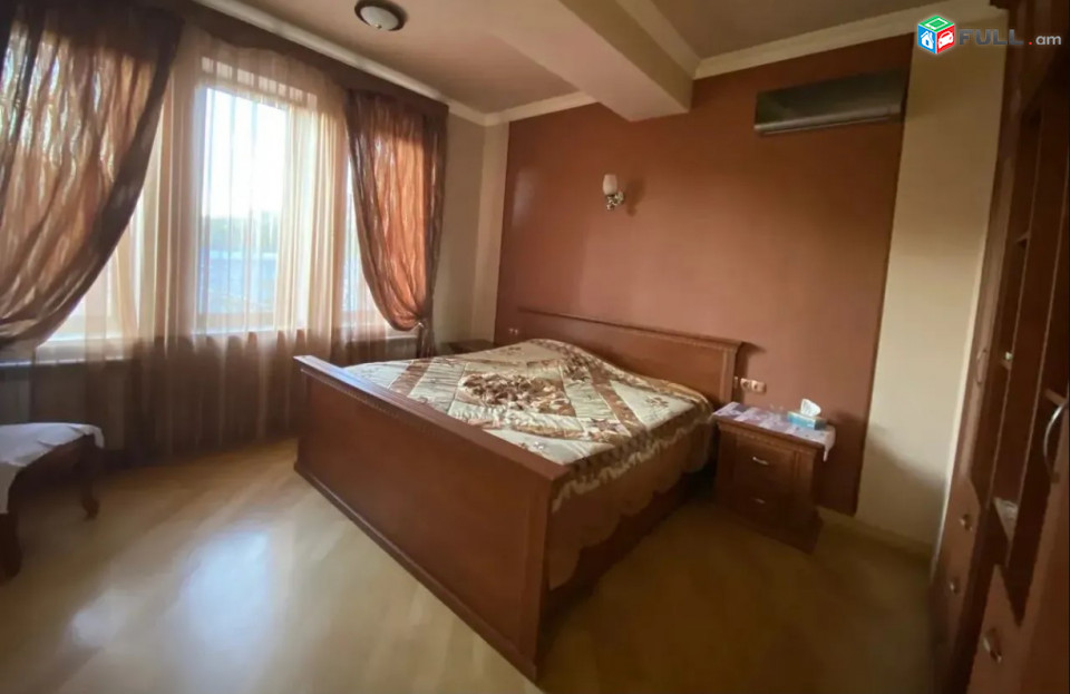 LA04250  Օրավարձով 7 սենյականոց առանձնատուն Ուլնեցի փողոցում  , Բաբայան 