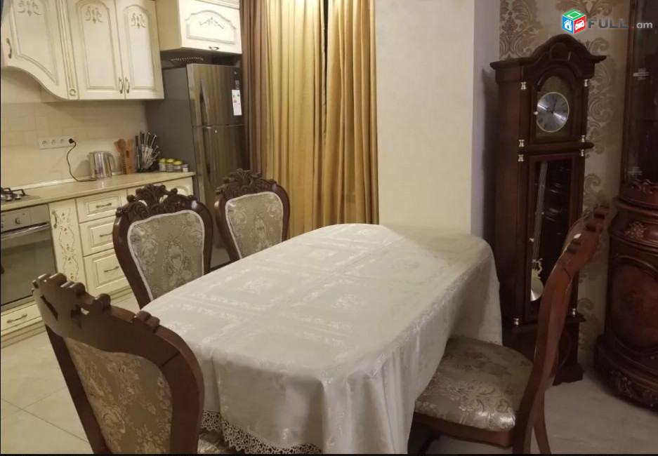 LA04260  Վարձով 3 սենյականոց բնակարան Սայաթ Նովա , Zig Zag խանութի մոտ