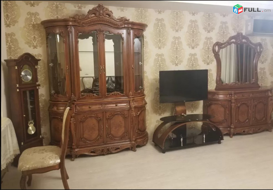 LA04260  Վարձով 3 սենյականոց բնակարան Սայաթ Նովա , Zig Zag խանութի մոտ