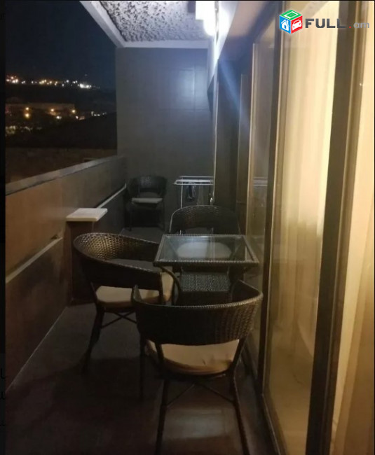LA04260  Վարձով 3 սենյականոց բնակարան Սայաթ Նովա , Zig Zag խանութի մոտ