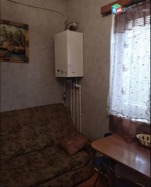 LA04278 Վարձով 2 սենյականոց բնակարան Խորենացի փողոցում 