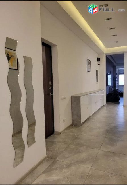 LA04281 Վարձով 3 սենյականոց բնակարան Անտառային փողոց , նորակառույց շենք