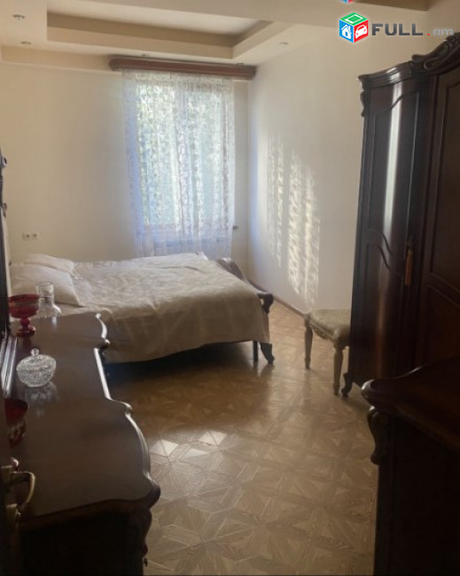 LA04339 Վարձով 4 սենյականոց բնակարան Մաշտոց , նորակառույց 
