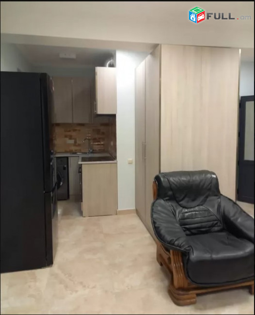 LA04368 Վարձով 50 քմ գրասենյակային տարածք Սայաթ Նովա 