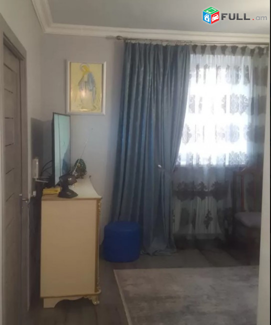 LA04398 Վարձով 2 ս. 3 դարձրած բնակարան Լենինգրադյան փողոցում