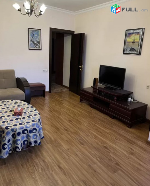 LA04394 Վարձով 2 սենյականոց բնակարան Արղության փողոցում 