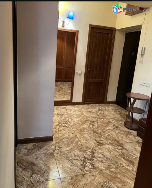 LA04394 Վարձով 2 սենյականոց բնակարան Արղության փողոցում 