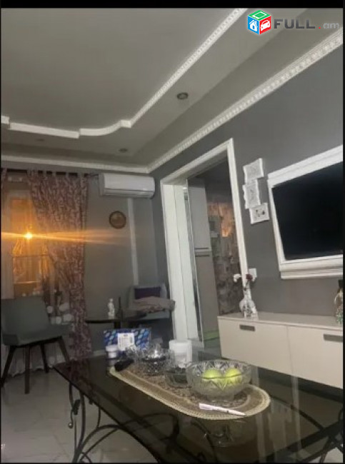 LA04415 Վարձով 2 սենյականոց բնակարան Փափազյան փողոցում 