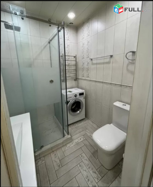 LA04421  Վարձով 3 սենյականոց բնակարան Թումանյան փողոց , Սուրբ Զորավոր եկեղեցու բակում