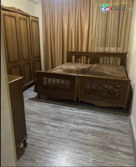 LA04424 Վարձով 3 սենյականոց բնակարան Թումանյան փոոցում 