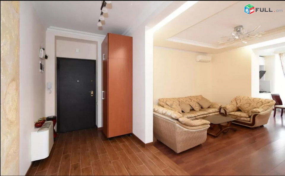 LA04451 Վարձով 2 սենյականոց բնակարան Ամիրյան փողոցում 