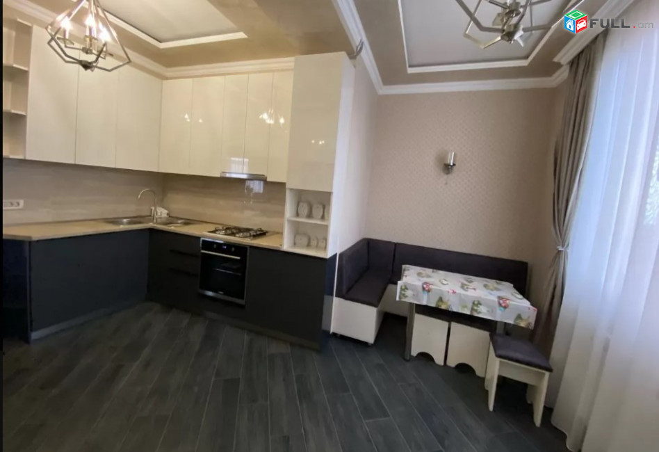 LA04465 Վարձով 4 սենյականոց բնակարան Կոմիտաս , 1 ին գիծ նորակառույց շենք