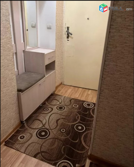 LA04471 Վարձով 3 սենյականոց բնակարան Բյուզանդ փողոցում 