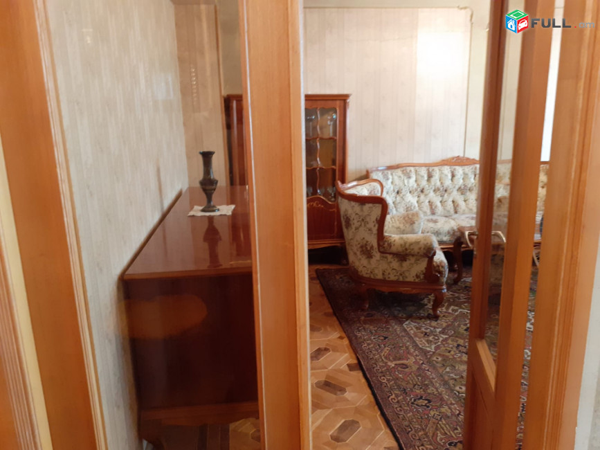 LA04422 Վարձով 2 սենյակ և փակ պատշգամբ Արամ Խաչատրյան փողոցում