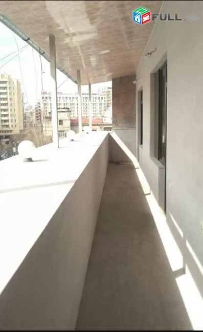 LA04476  Վարձով 3 սենյականոց բնակարան Վարդանանց փողոց , Սախարովի հրապարակի մոտ