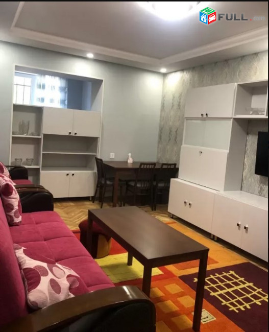 LA04481 Վարձով 2 սենյականոց բնակարան Արամ Խաչատրյան փողոցում
