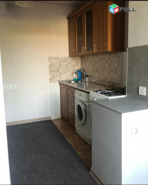 LA04481 Վարձով 2 սենյականոց բնակարան Արամ Խաչատրյան փողոցում