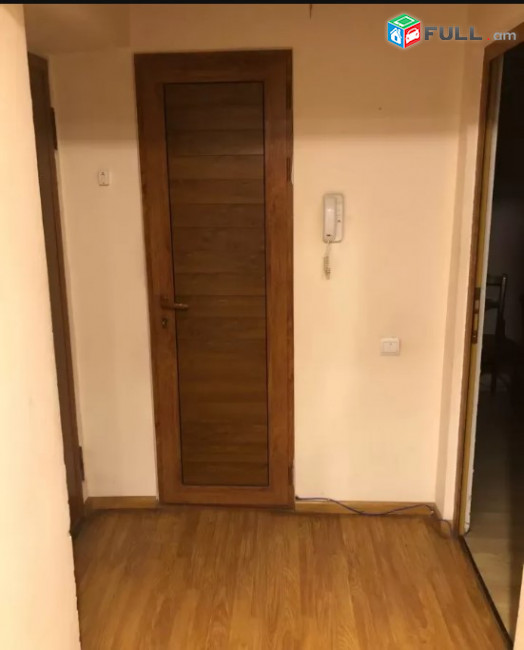 LA04482 Վարձով 3 սենյականոց բնակարան Սարմենի փողոց , Կենտրոն
