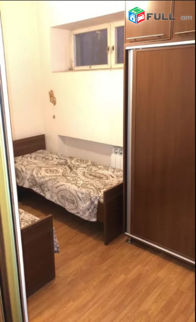 LA04482 Վարձով 3 սենյականոց բնակարան Սարմենի փողոց , Կենտրոն