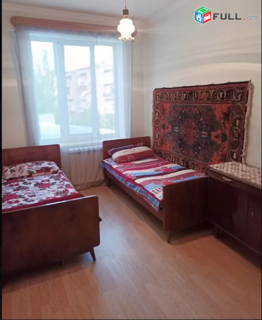 LA04503  Վարձով 3 սենյականոց բնակարան Օրբելի  փողոց