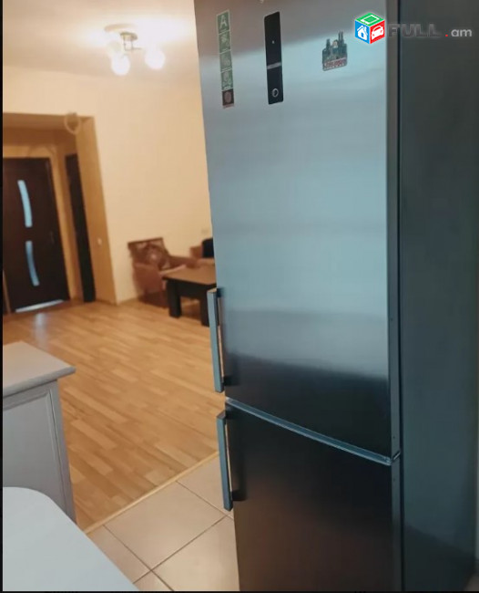 LA04503  Վարձով 3 սենյականոց բնակարան Օրբելի  փողոց