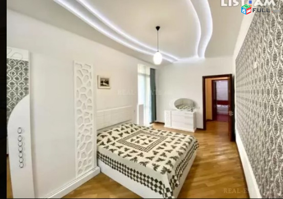 LA04527 Վարձով 3 սենյականոց բնակարան Արամի փողոց , նորակառույց շենք 