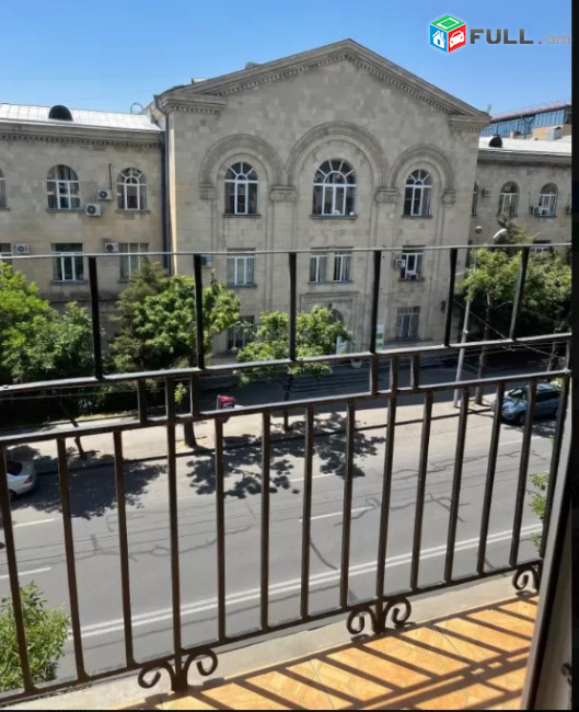 LA04565  Վարձով 2 սենյականոց բնակարան Ալեք Մանուկյան  փողոցում 