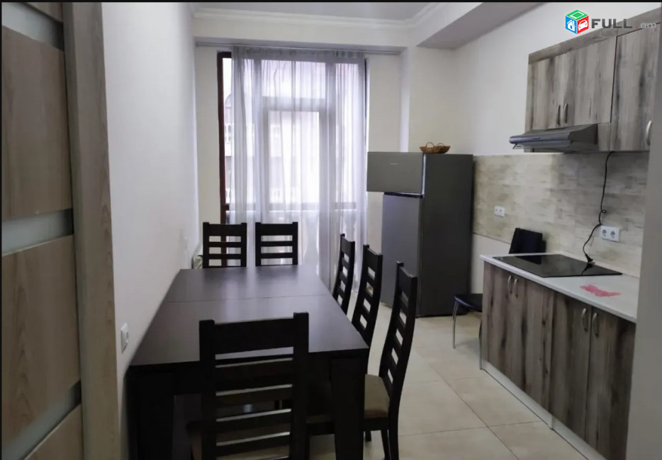 LA04606 Վարձով 4 սենյականոց բնակարան Ադոնց , Երազ բնակելի թաղամաս 