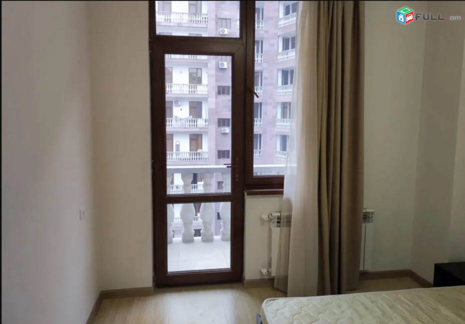 LA04606 Վարձով 4 սենյականոց բնակարան Ադոնց , Երազ բնակելի թաղամաս 