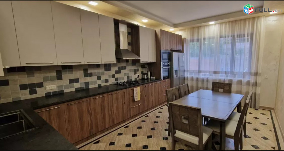 LA04612 Վարձով 6 սենյականոց 3  հարկանի տուն Գեներալ Սաֆարյանի փողոց, Ավանում