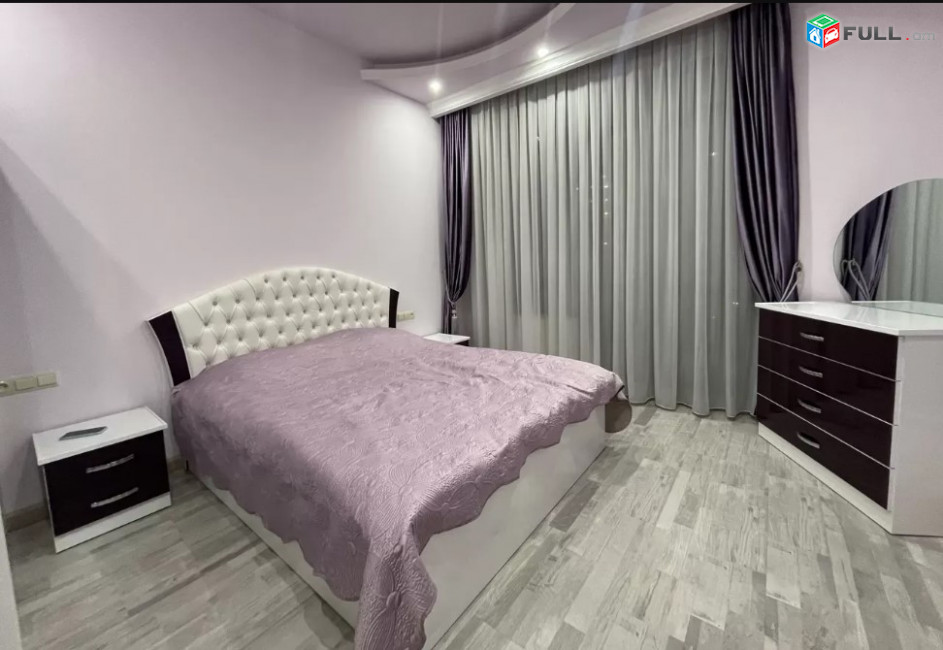 LA04622 Վարձով 3 սենյականոց բնակարան Դեմիրճյան փողոց , նորակառույց 