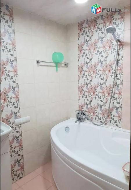 LA04629 Վարձով 4 սենյականոց բնակարան ն Բյուզանդի փողոց,  Վերնիսաժի մոտակայքում