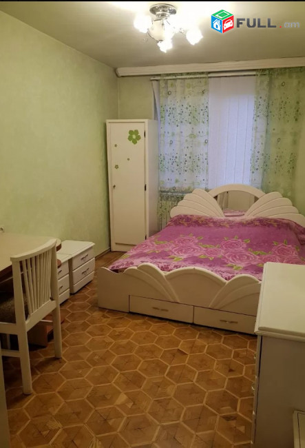 LA04629 Վարձով 4 սենյականոց բնակարան ն Բյուզանդի փողոց,  Վերնիսաժի մոտակայքում