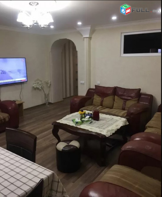 LA04648 Վարձով 3 սենյականոց բնակարան Մաշտոց , Մատենադարանի մոտ 