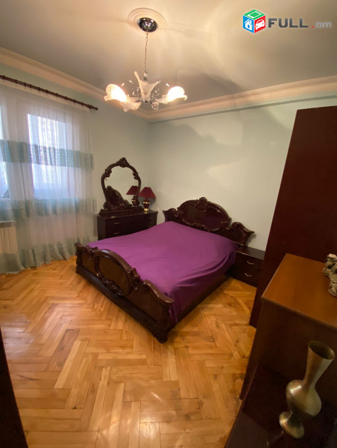LA04651 Վարձով 3 սենյականոց բնակարան Քաջազնունի փողոցում 