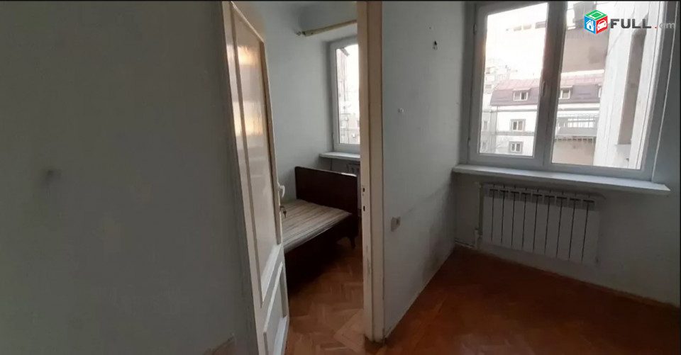 LA04655 Վարձով 3 սենյականոց բնակարան Պուշկին փողոցում