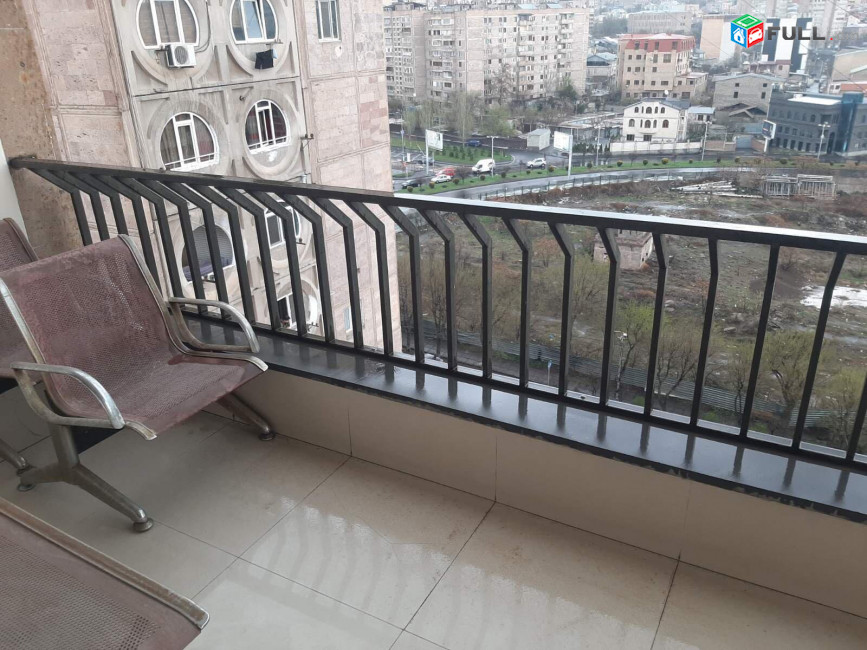 LA04666 Վարձով 3 սենյականոց բնակարան Վիկտոր Համբարձումյան , Ռիո Մոլլի մոտ նորակառույց 