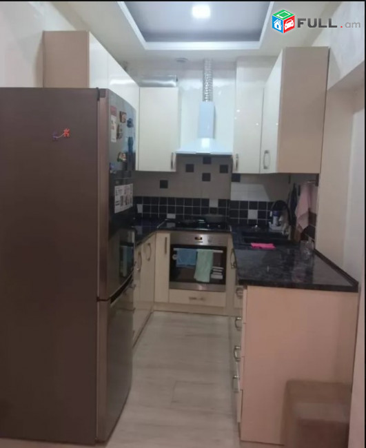 LA04673 Վարձով 2 սենյականոց բնակարան Վահրամ Փափազյան փողոց , նորակառույց շենք 